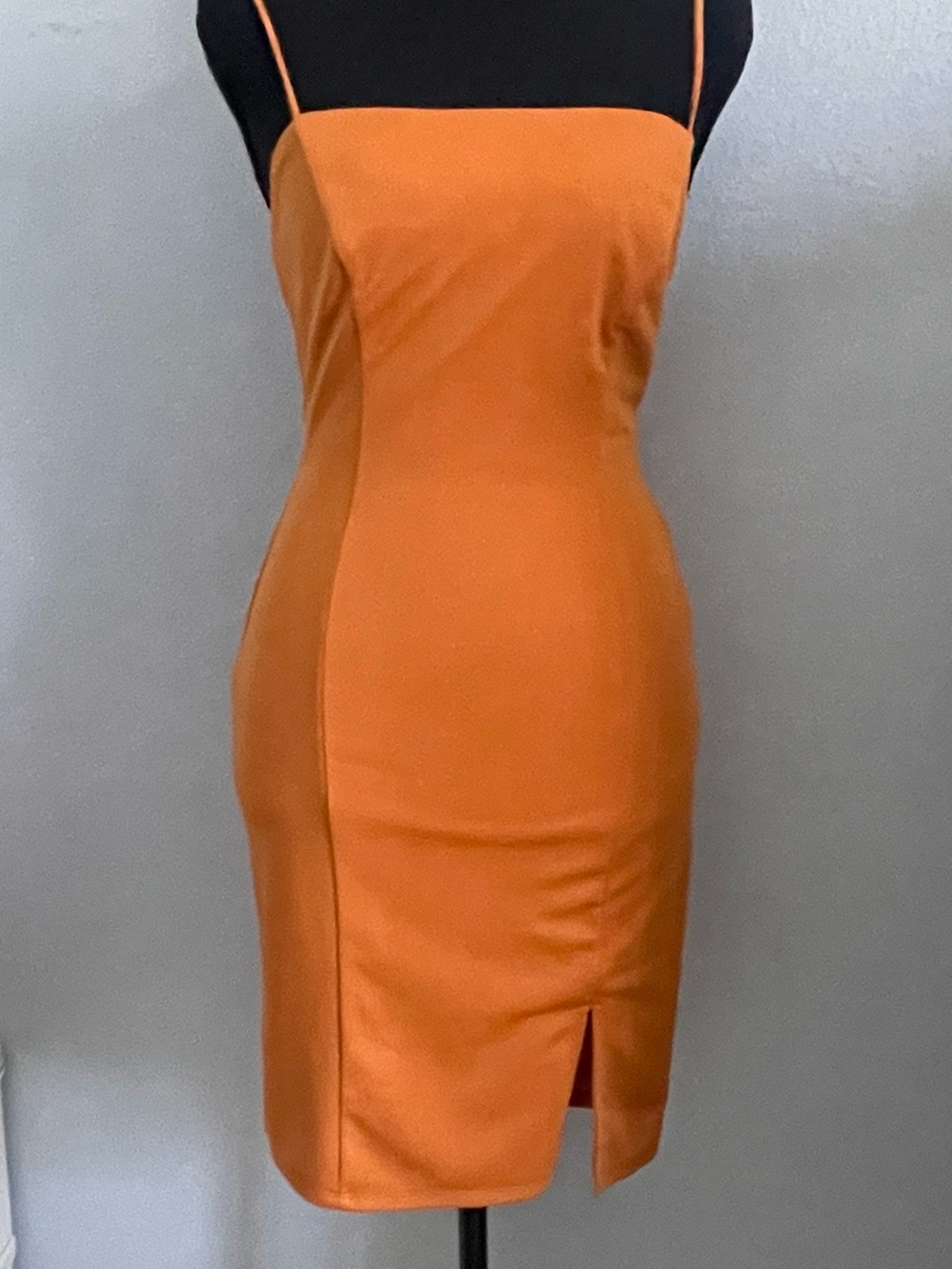 Burnt Orange Low Twist Back Bodycon Dress